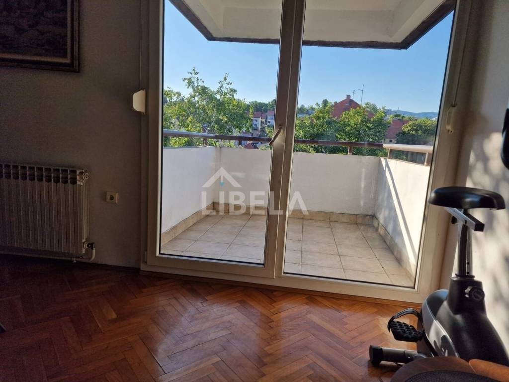 Flat in a building, Sale, Zagreb, Maksimir