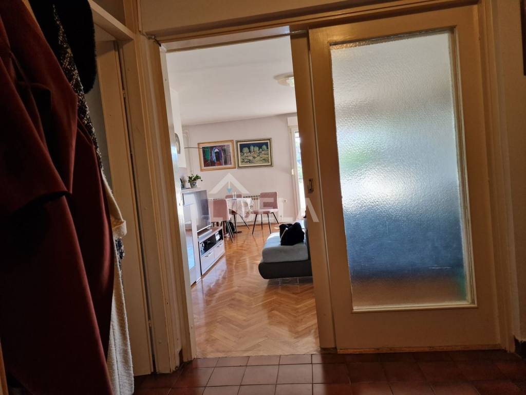 Flat in a building, Sale, Zagreb, Maksimir