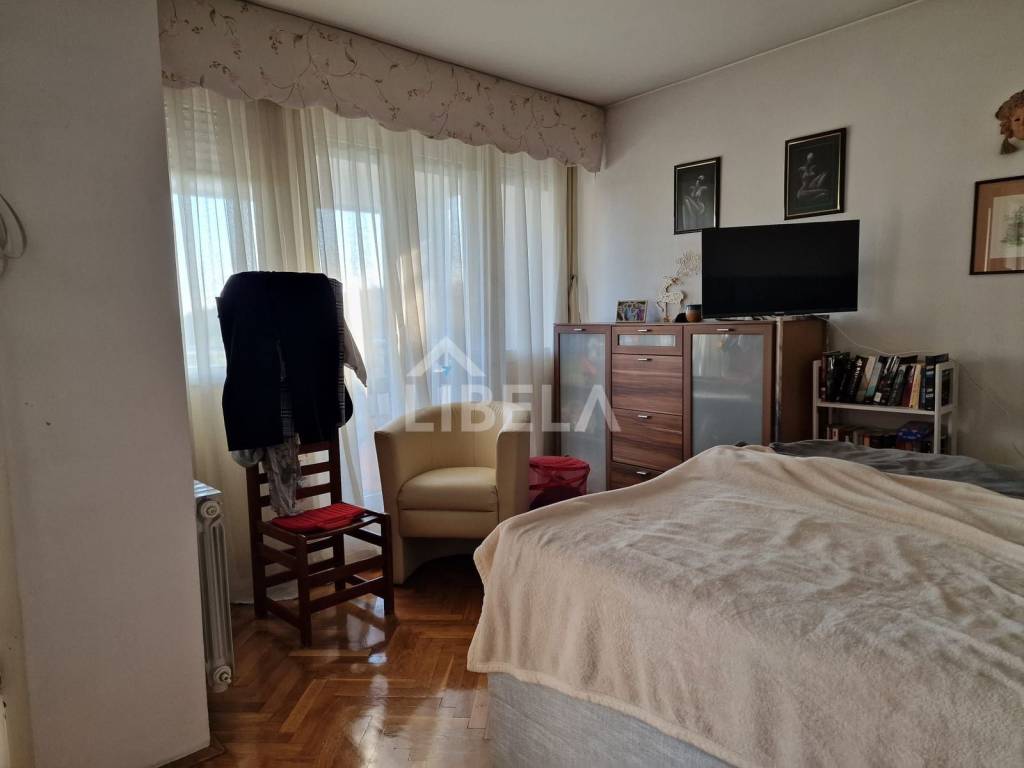 Flat in a building, Sale, Zagreb, Maksimir
