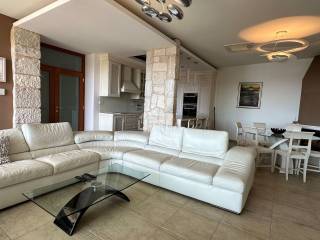 House by the sea, Sale, Pakoštane, Drage
