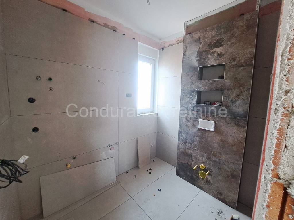 Apartman na moru, Prodaja, Nin, Nin