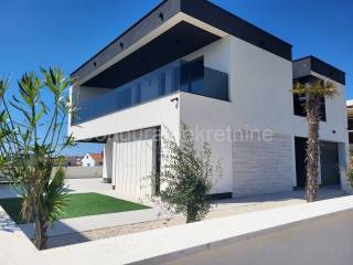 Vila, Prodaja, Privlaka, Privlaka