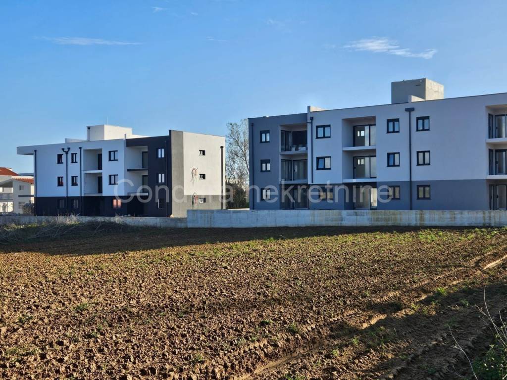 Apartman na moru, Prodaja, Nin, Nin