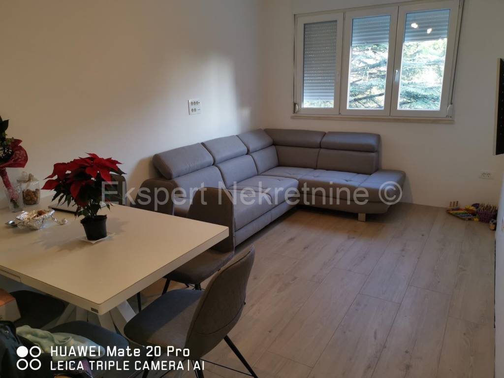 Flat in a building, Sale, Split, Split