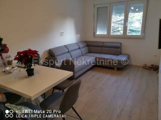 Flat in a building, Sale, Split, Split