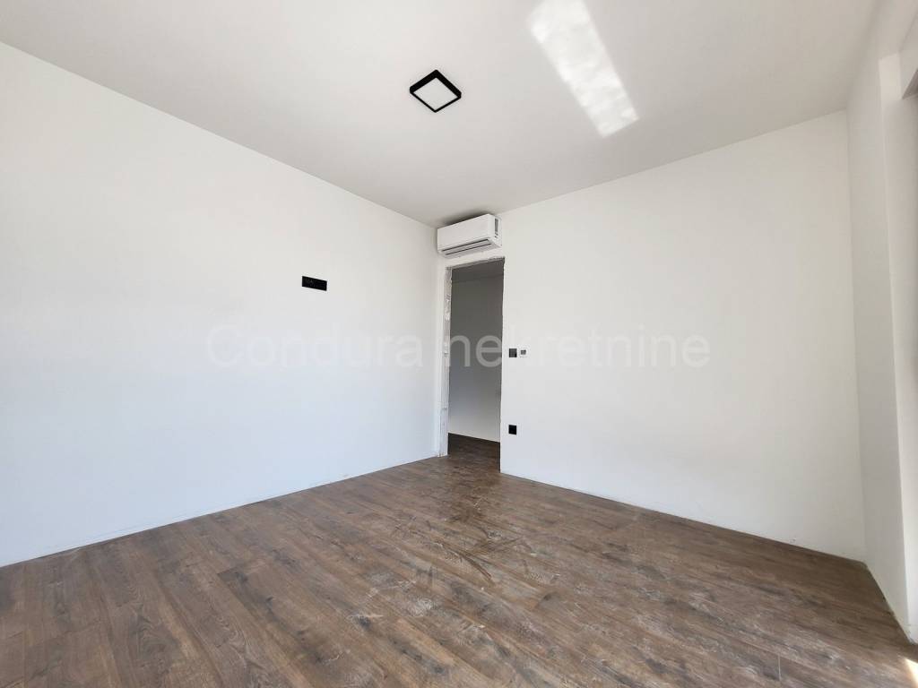 Apartman na moru, Prodaja, Privlaka, Privlaka