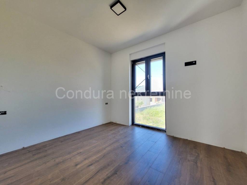 Apartman na moru, Prodaja, Privlaka, Privlaka