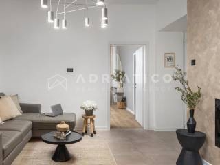 Flat in a building, Sale, Pula, Pula