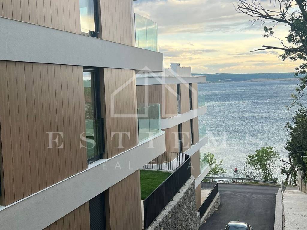 Flat in an urban villa, Sale, Crikvenica, Dramalj