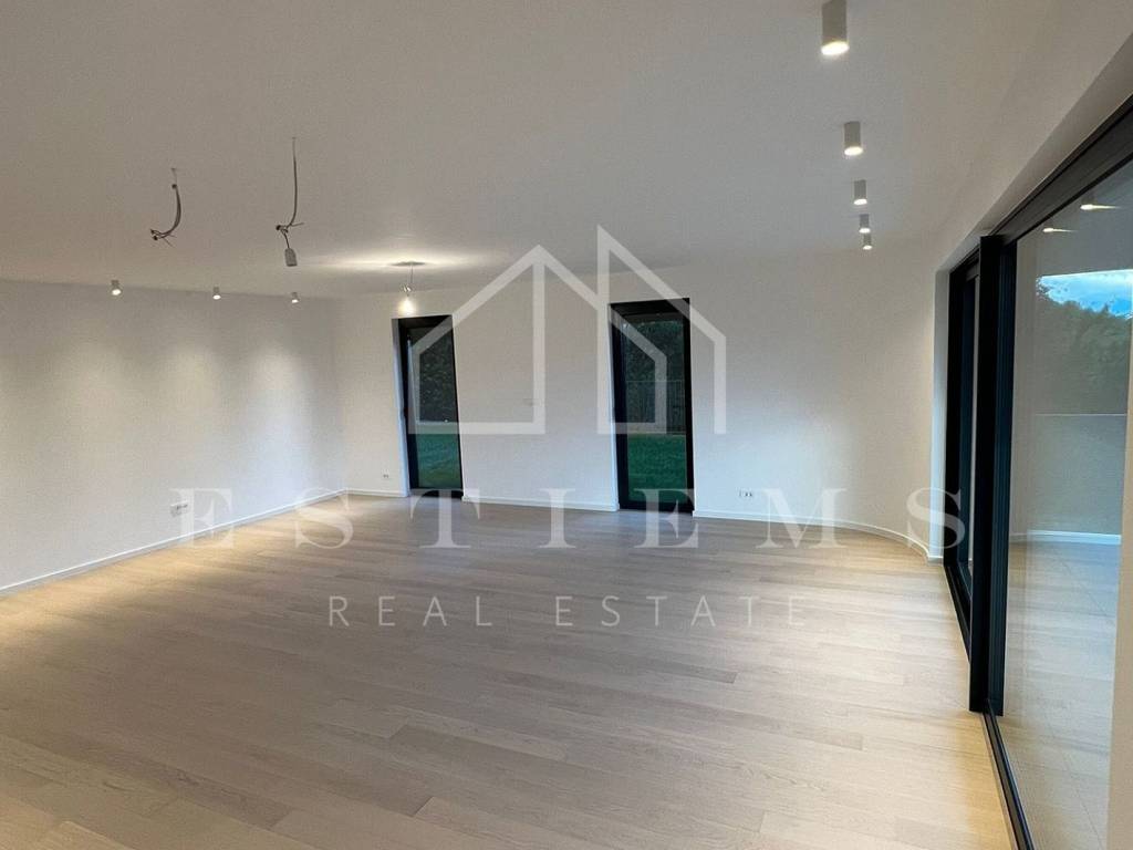 Flat in an urban villa, Sale, Crikvenica, Dramalj