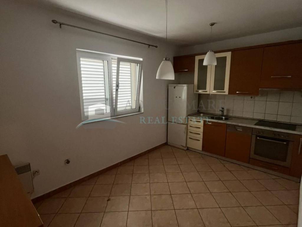 House with apartments, Sale, Vodice, Srima