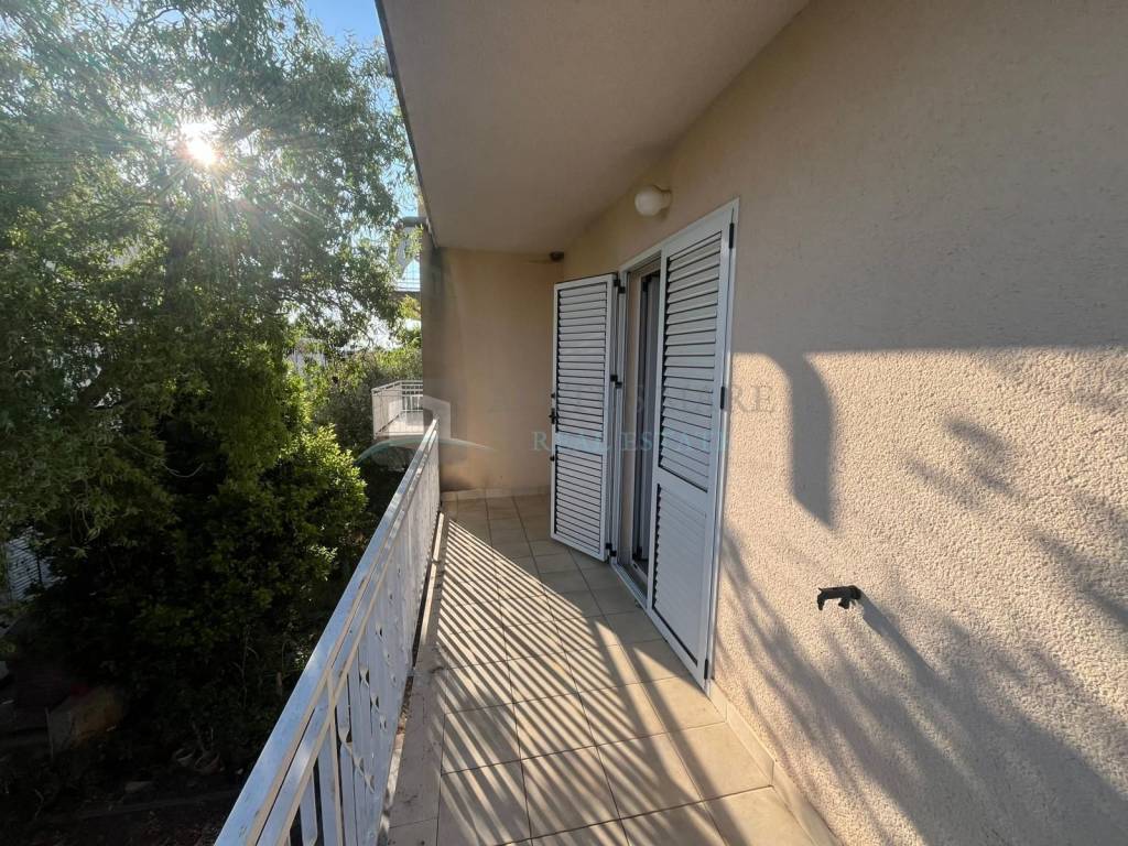 House with apartments, Sale, Vodice, Srima