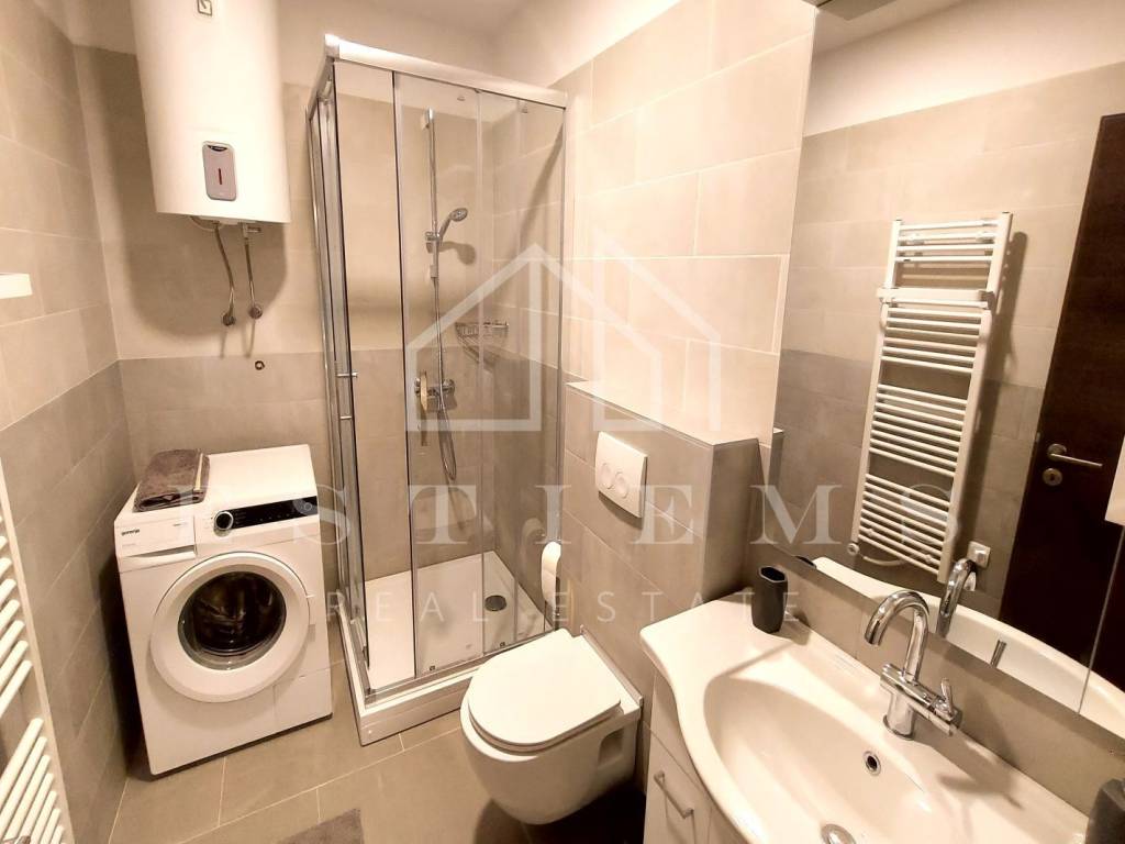 Flat in a building, Rent, Rijeka, Istok