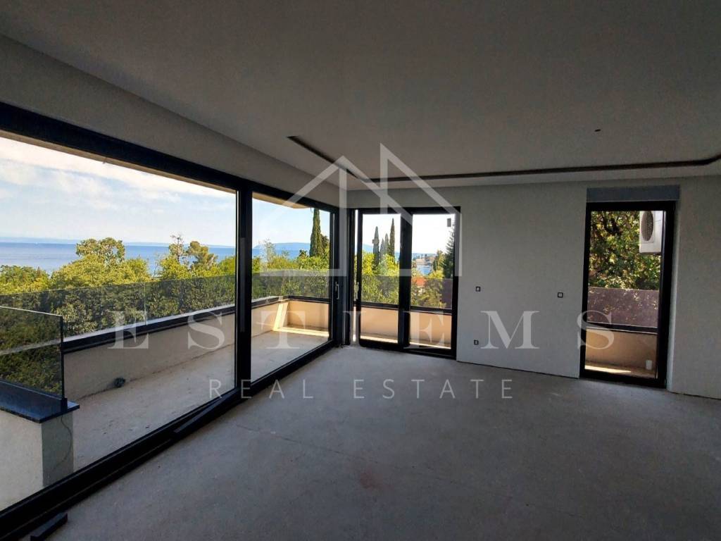 Flat in an urban villa, Sale, Lovran, Lovran