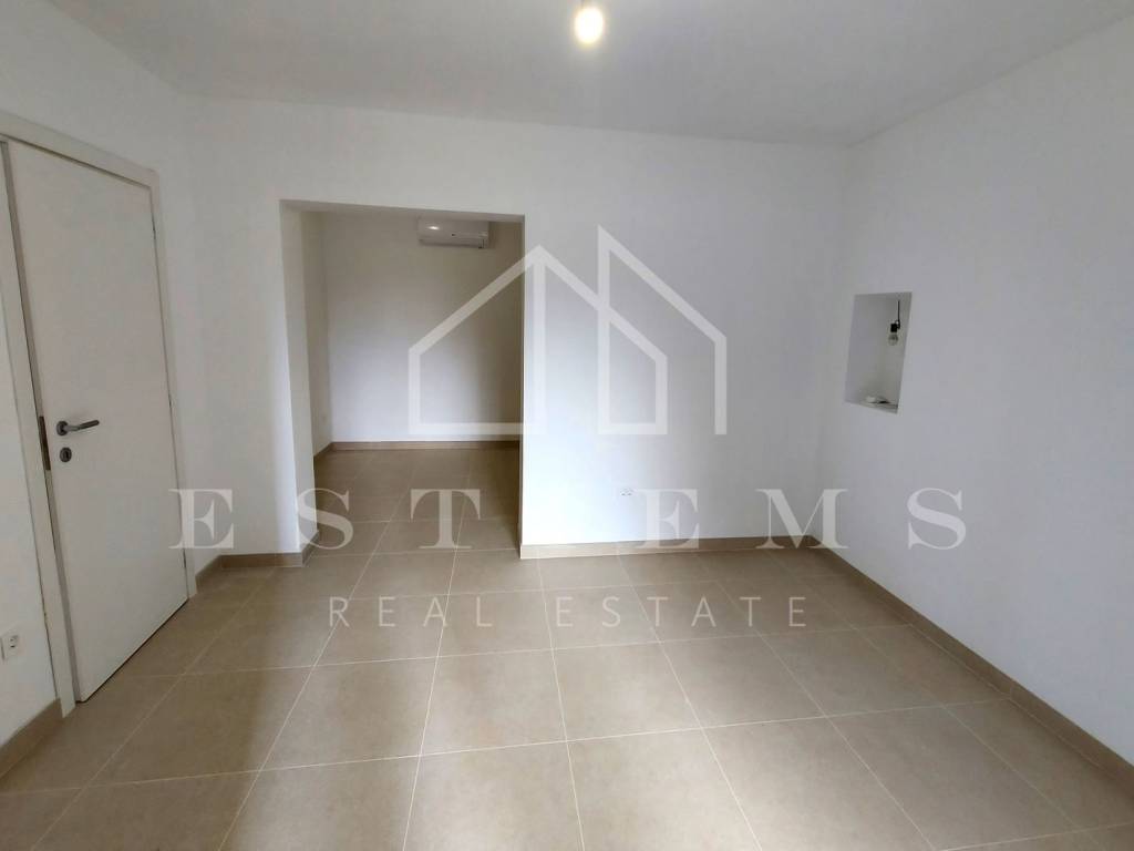Flat in a house, Sale, Rijeka, Istok