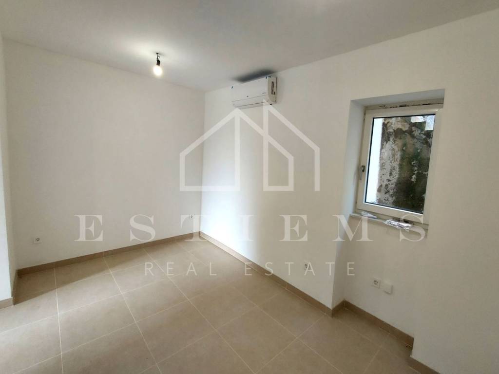 Flat in a house, Sale, Rijeka, Istok