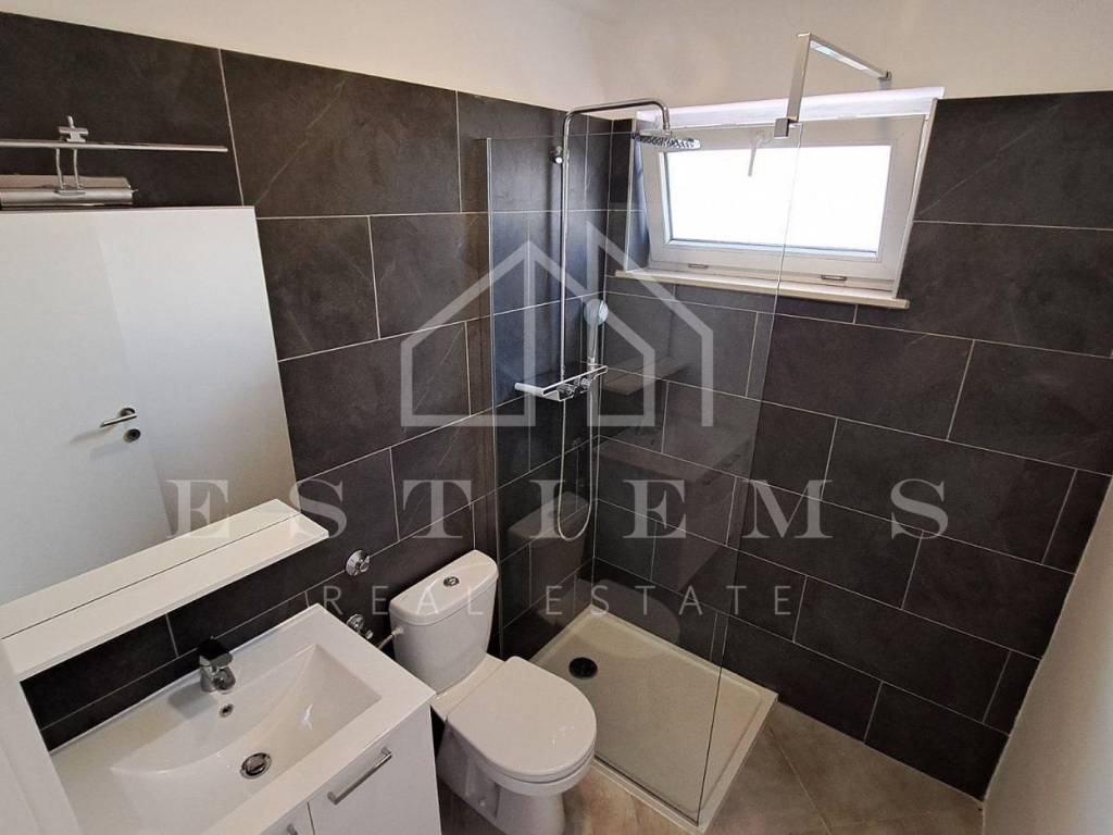 Flat in a building, Sale, Rijeka, Istok