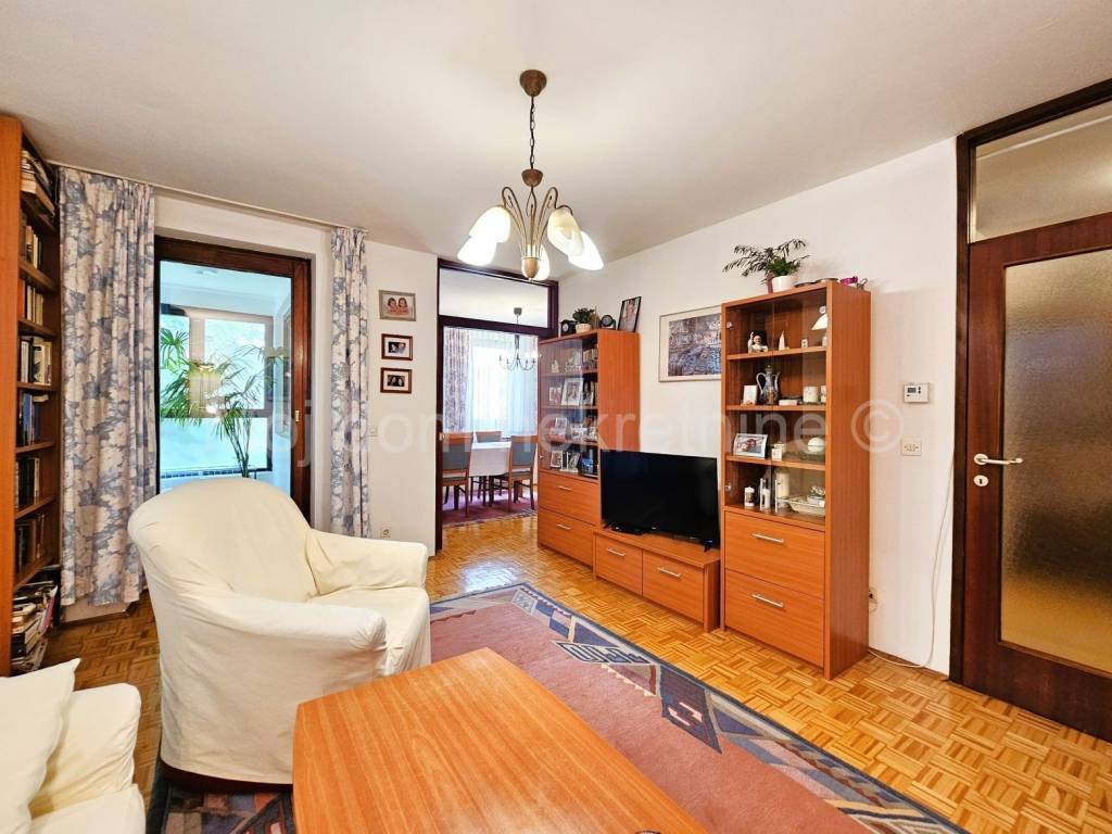 Flat in a building, Sale, Zagreb, Maksimir