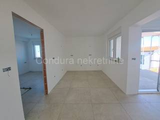 Apartman na moru, Prodaja, Nin, Nin