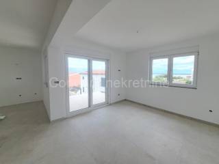 Apartman na moru, Prodaja, Nin, Nin