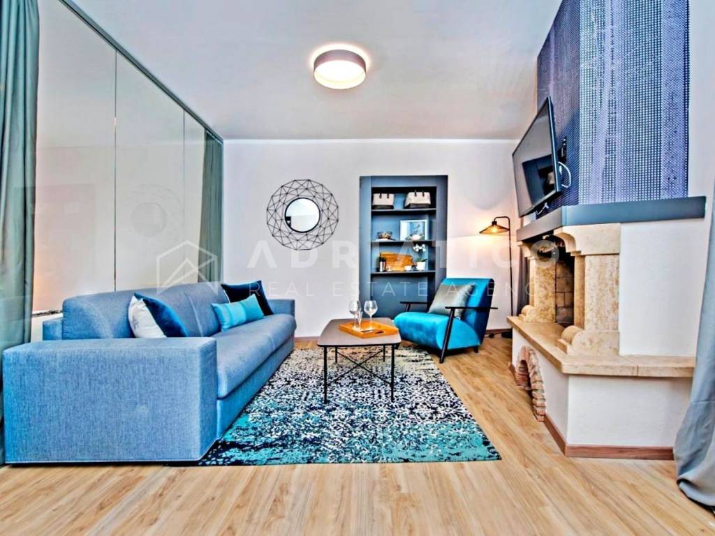 Stan u starijoj zgradi, Prodaja, Rovinj, Rovinj