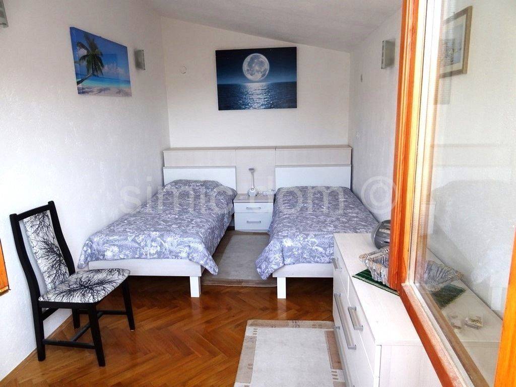 House with apartments, Sale, Rogoznica, Ražanj