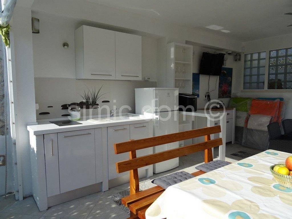House with apartments, Sale, Rogoznica, Ražanj