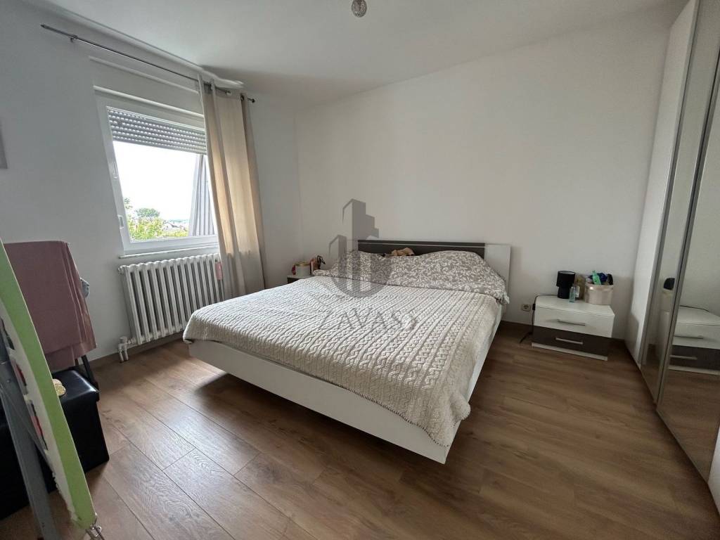 Flat in a building, Sale, Zagreb, Sesvete