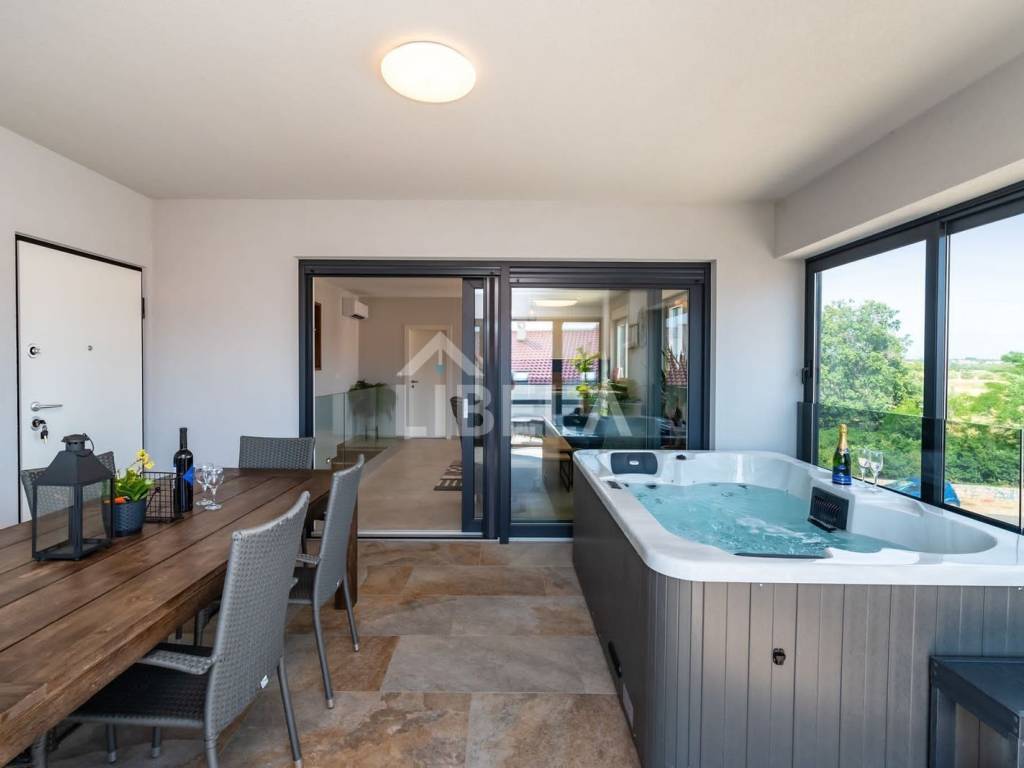 Apartment by the sea, Sale, Nin, Zaton