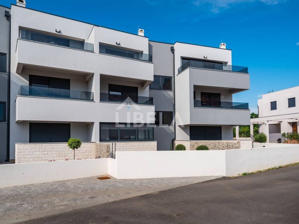 Apartment by the sea, Sale, Nin, Zaton