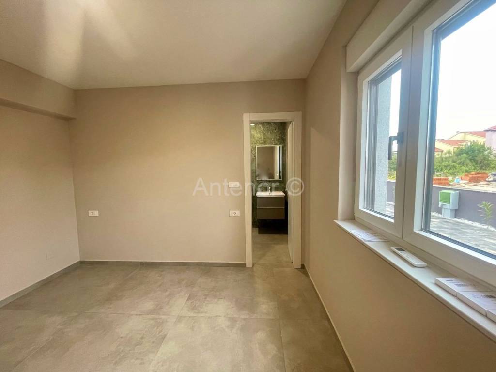 Apartman s okucnicom, Prodaja, Privlaka, Privlaka