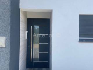 Apartman s okucnicom, Prodaja, Privlaka, Privlaka
