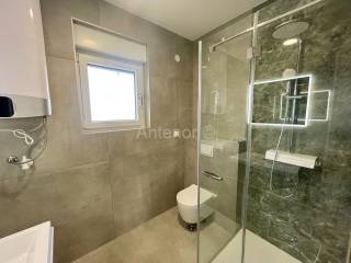 Apartman na moru, Prodaja, Privlaka, Privlaka