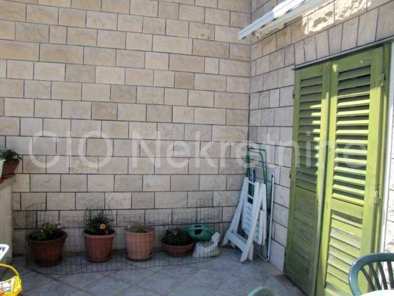 House in row, Sale, Bol, Bol
