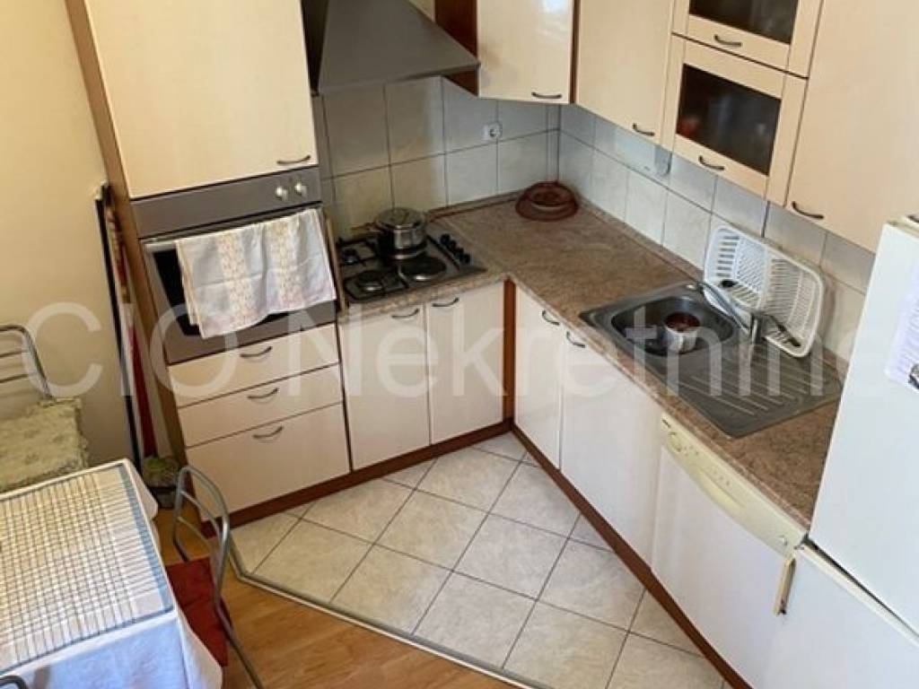 Flat in a building, Sale, Split, Split