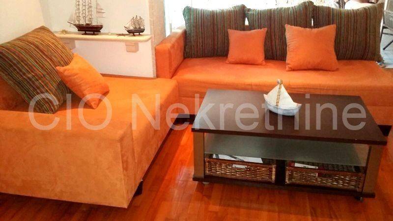 Flat in a building, Sale, Bol, Bol