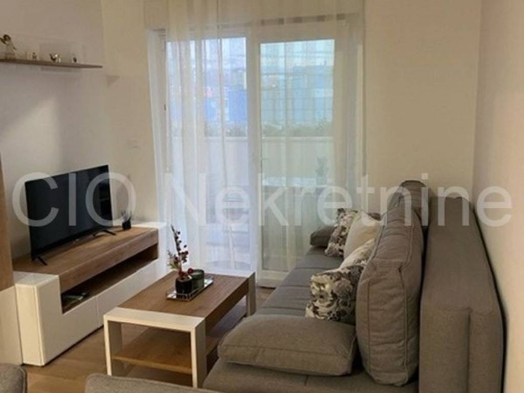 Flat in a new building, Rent, Split, Split