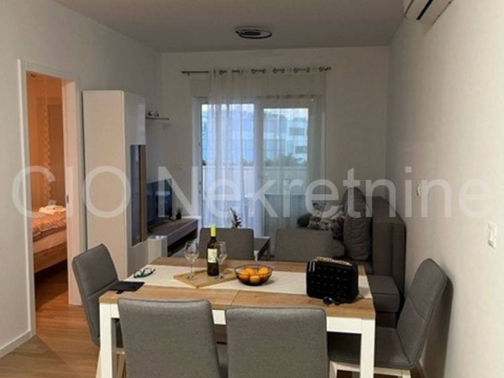 Flat in a new building, Rent, Split, Split