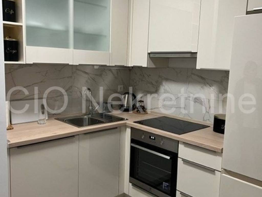 Flat in a new building, Rent, Split, Split