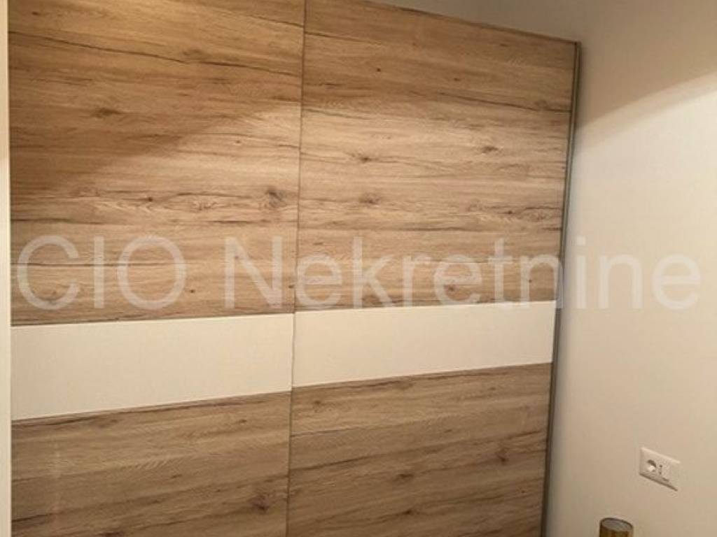Flat in a new building, Rent, Split, Split