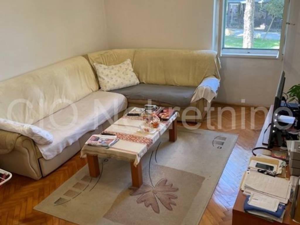Flat in a building, Sale, Split, Split
