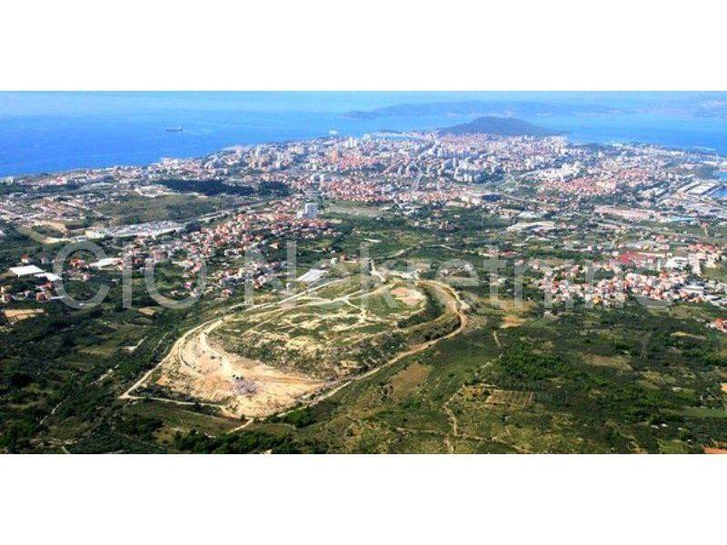 Building Trade Zone K, Sale, Split, Split