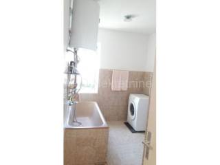 Flat in a house, Sale, Split, Split