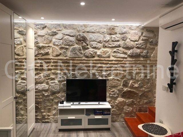 Flat in older building, Sale, Split, Split