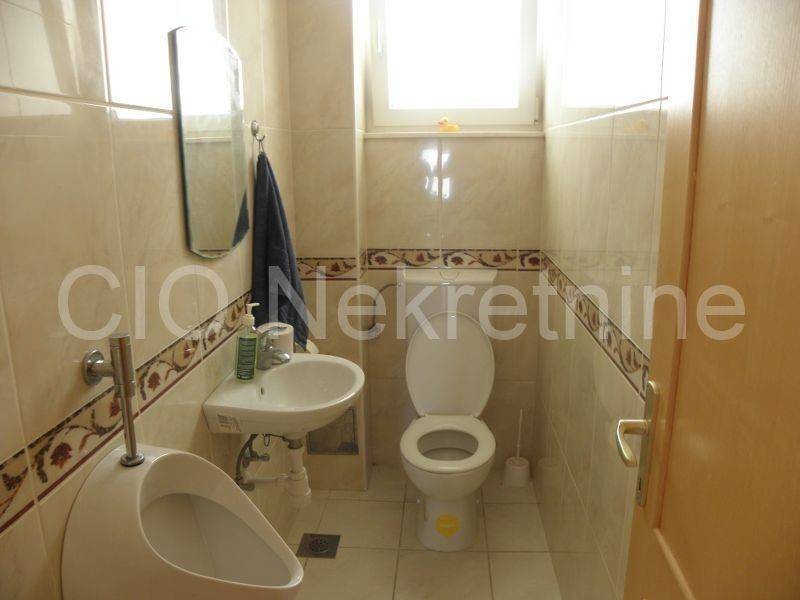 Plot with house, Sale, Split, Split