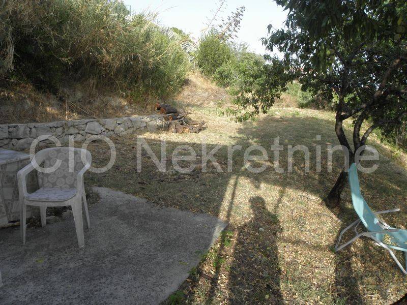 Plot with house, Sale, Split, Split