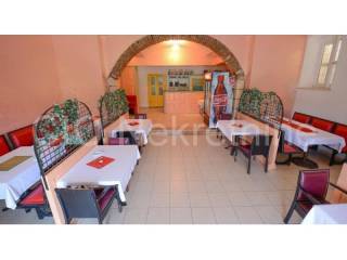 Hotel, Sale, Milna, Milna