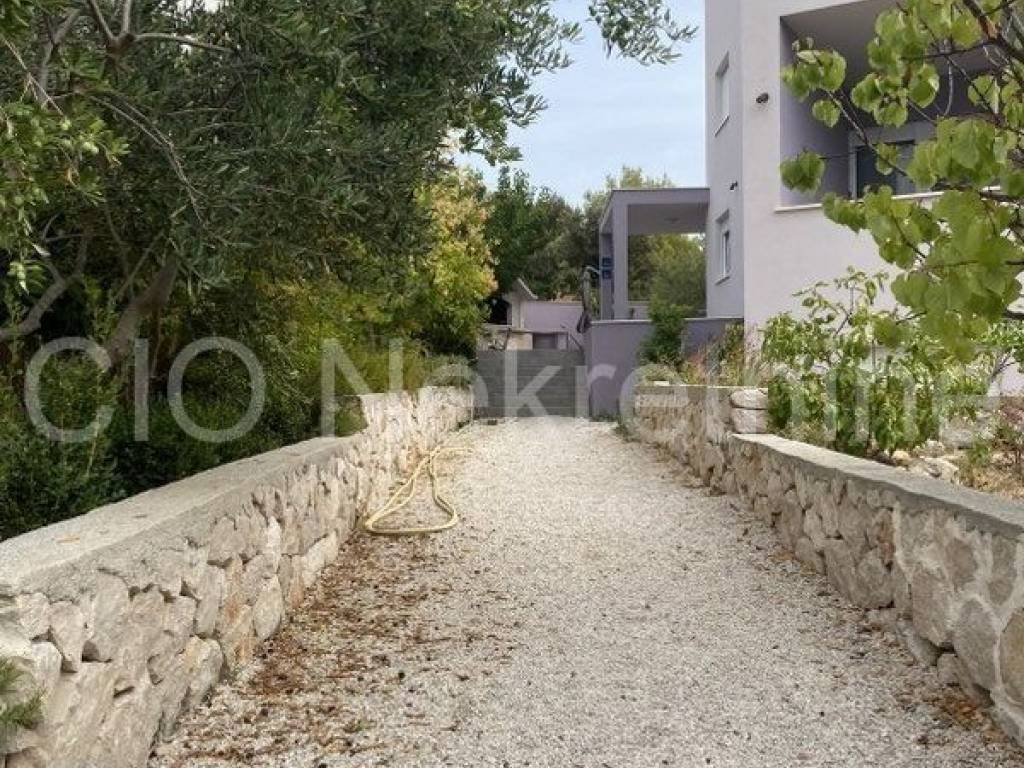 House with apartments, Sale, Rogoznica, Ražanj