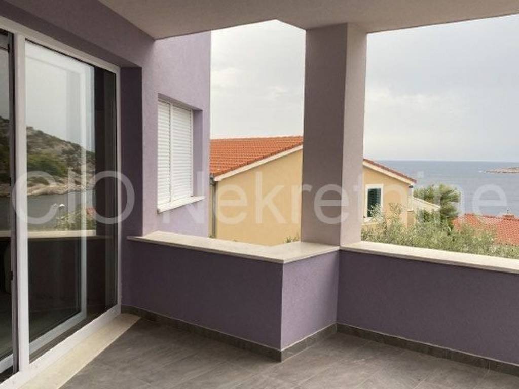 House with apartments, Sale, Rogoznica, Ražanj