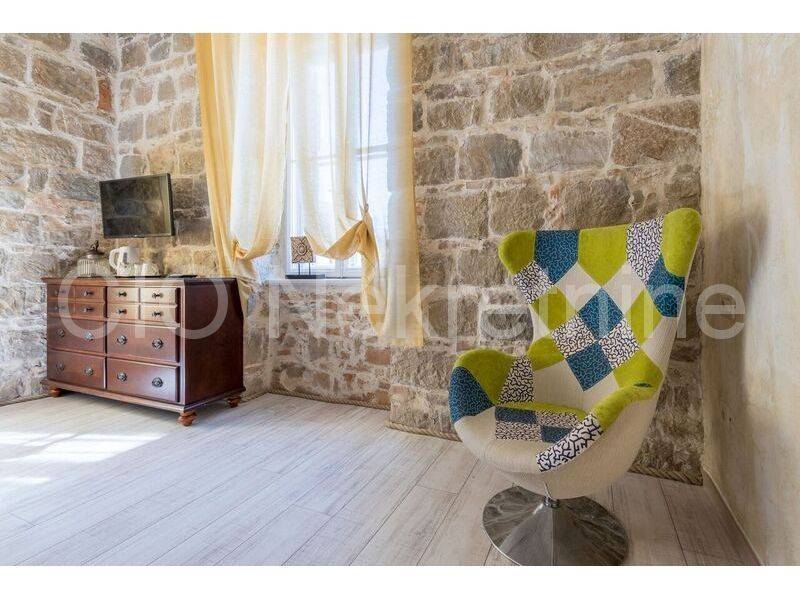 Family hotel, Sale, Split, Split